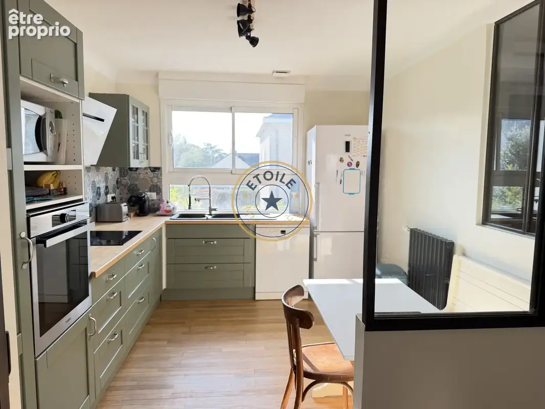 Maison rénovée de 178m2, 5 chambres à Avrillé, Bois du Roy - photo 6
