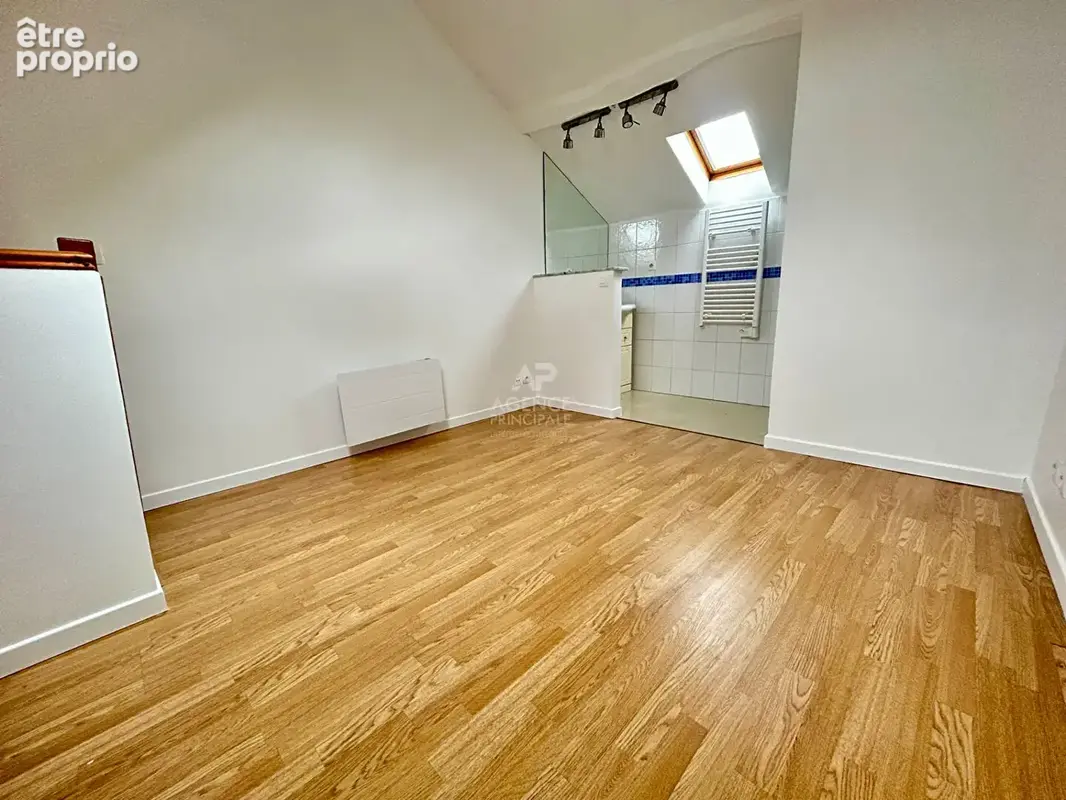 T2 Duplex Poissy Hyper Centre - photo 8