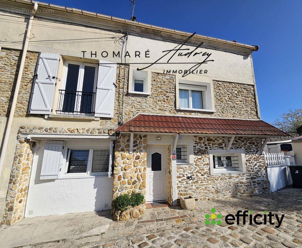 Maison à DAMMARTIN-EN-GOELE