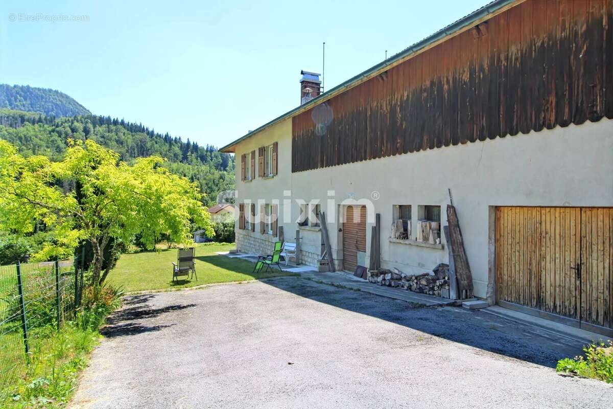 Maison à VULVOZ