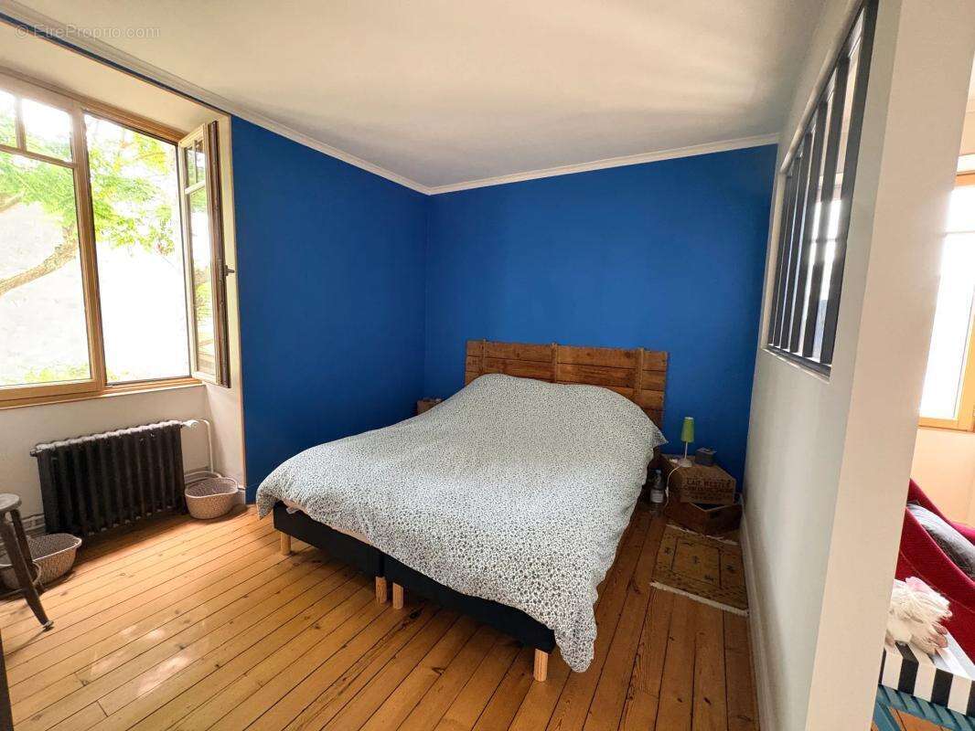 Maison de 7 pièces de 240 m² - photo 14