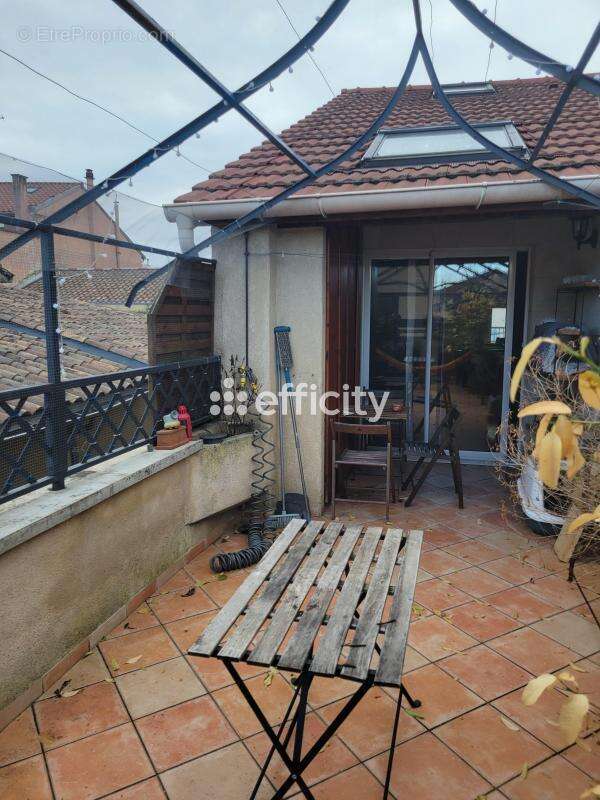 Appartement à BOURG-DE-PEAGE