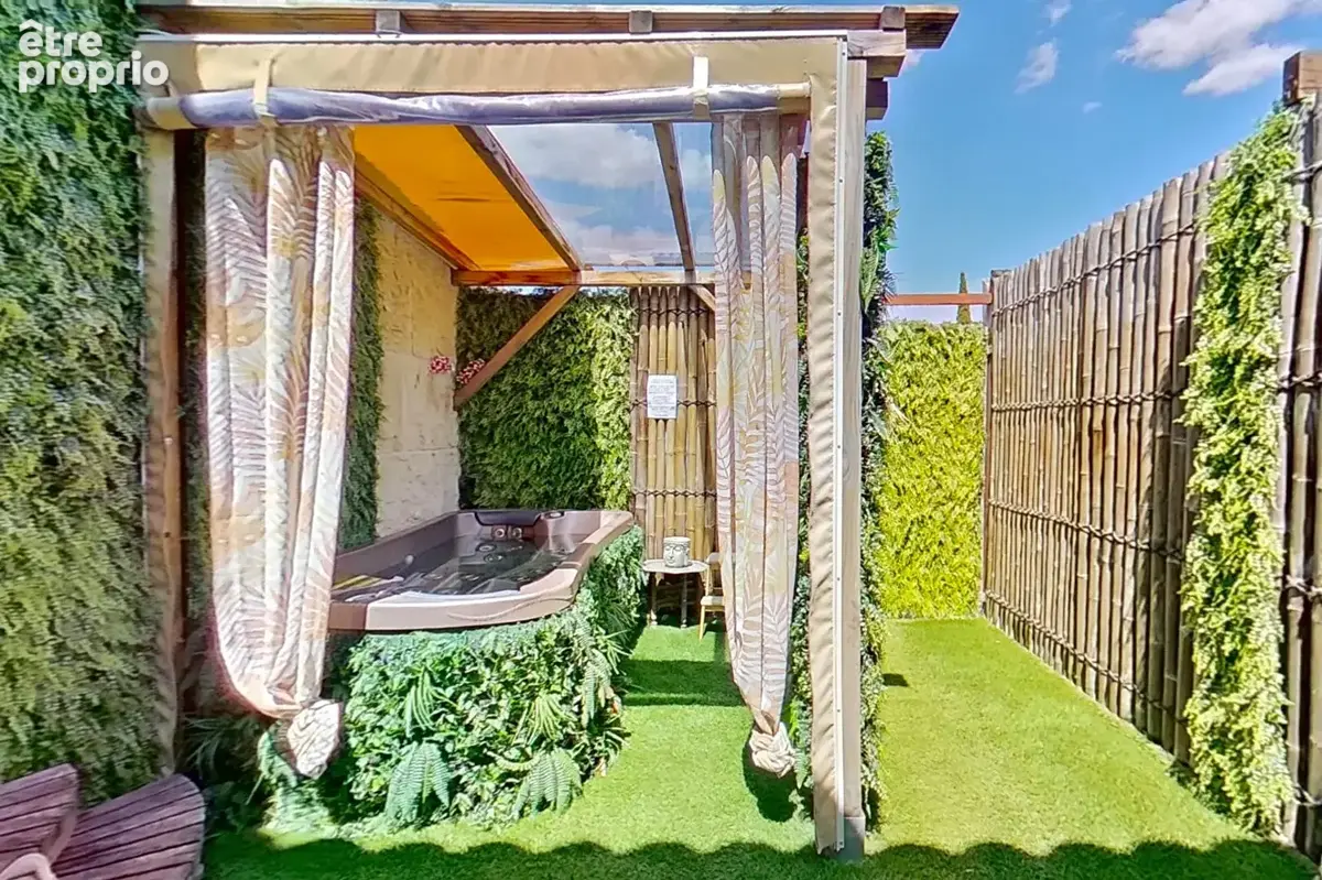 A vendre Solliès-Ville hameaux des DAIX  VILLA de 280 m² prestation de qualité - piscine - photo 18
