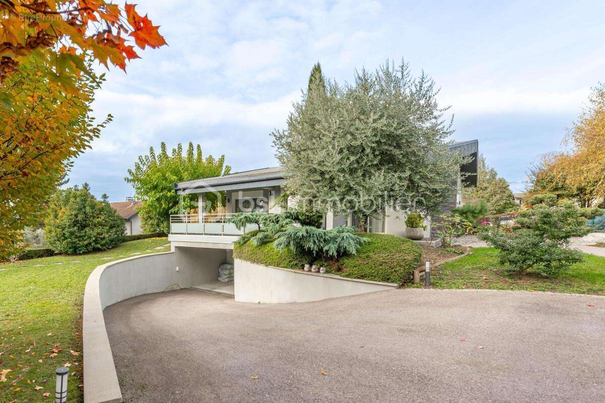 Exclusivite superbe villa annecy le vieux - photo 2