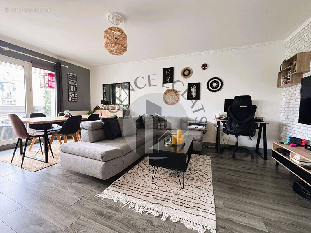 Appartement à CHELLES
