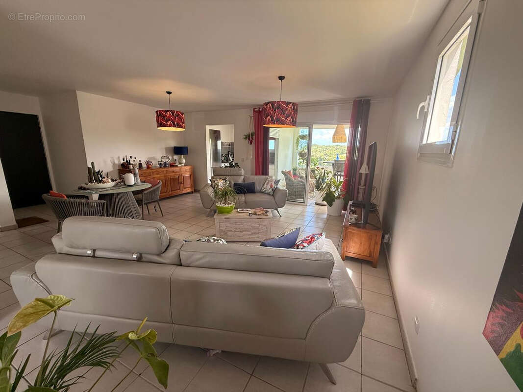 Appartement à DUCOS