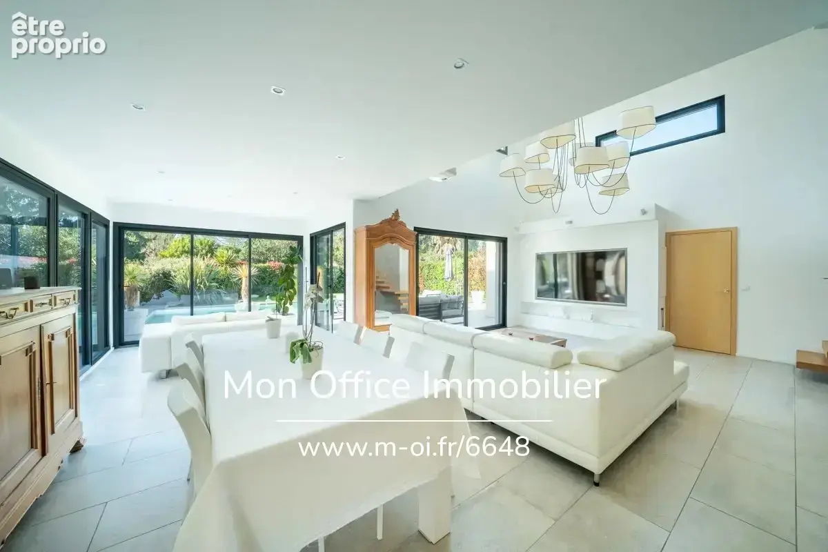 Référence : 6648-YAN - Villa contemporaine - 4 pièces - piscine - garage - photo 3
