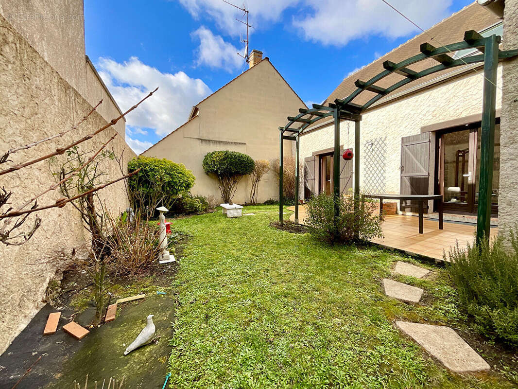 Maison à CONFLANS-SAINTE-HONORINE