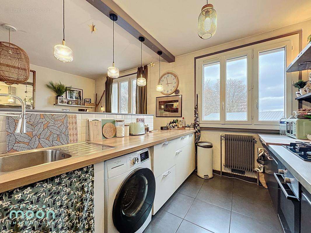 Appartement à LYON-7E