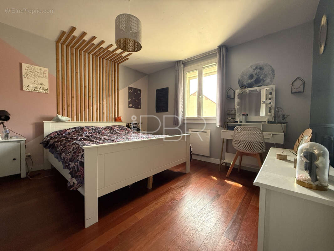 Maison individuelle avec terrasses et jardin - photo 2