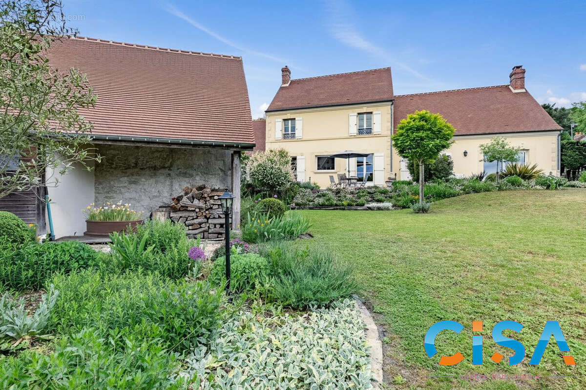 Maison à SENLIS