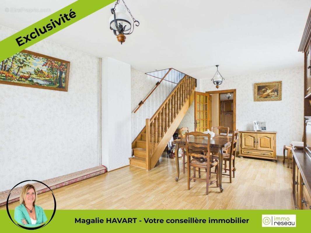 Maison à THENAY