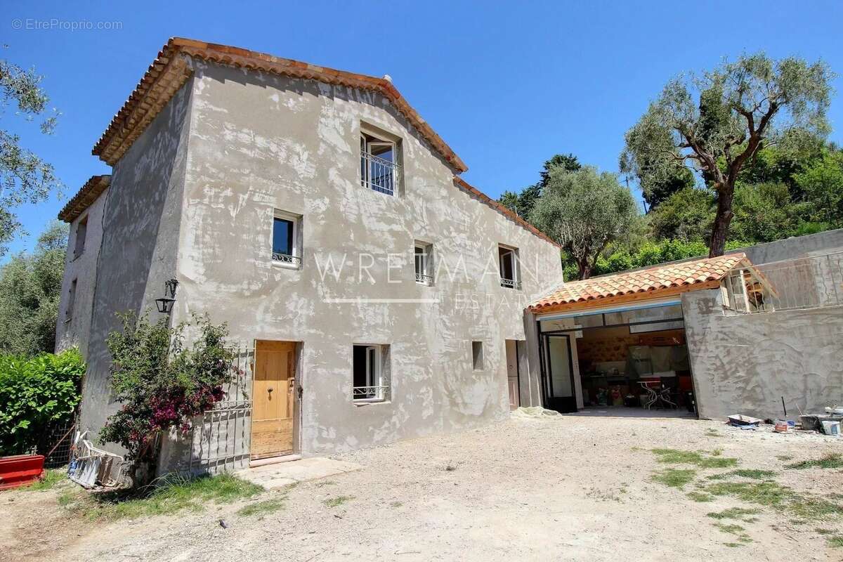 Maison à MOUANS-SARTOUX