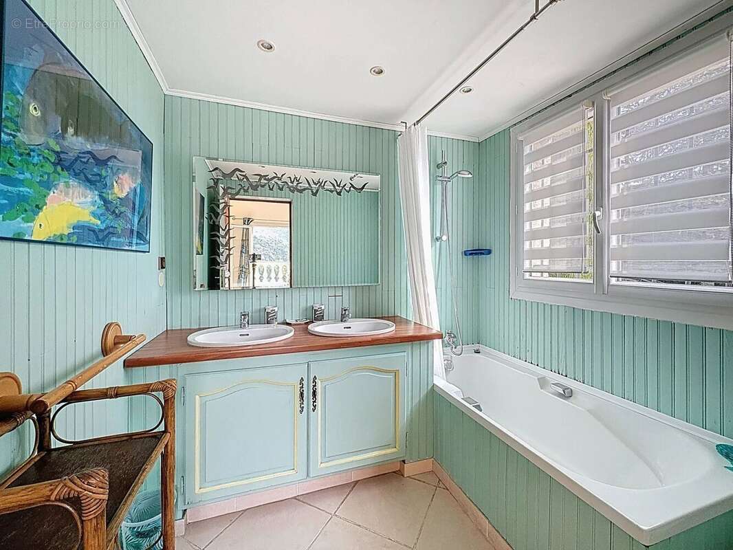 Maison à AURIBEAU-SUR-SIAGNE