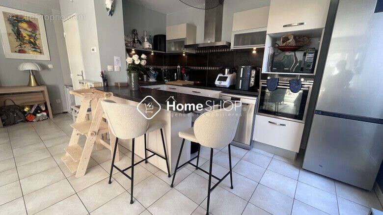 Appartement à LES PENNES-MIRABEAU