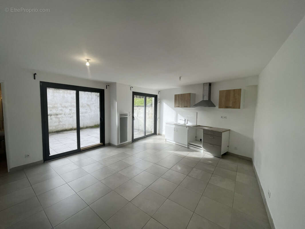 Immeuble pour investissement locatif à Amboise. - photo 4