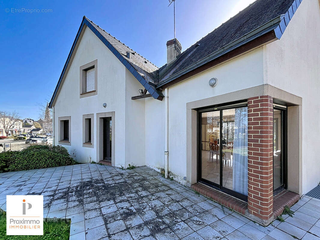 Maison à MESSAC