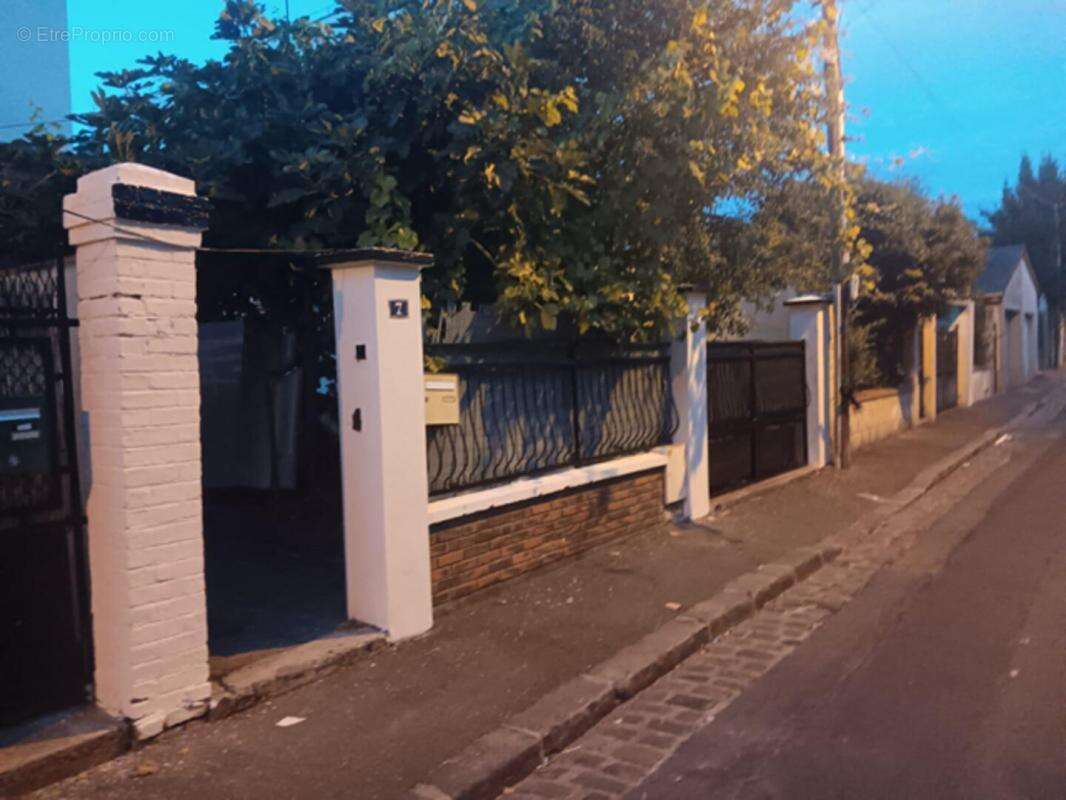 Maison à PIERREFITTE-SUR-SEINE