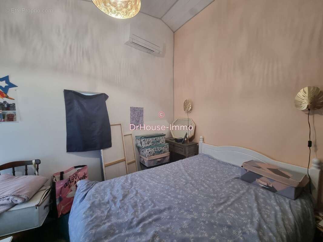 Maison 240 m² à Saint-Maurice-De-Lestapel  - photo 28