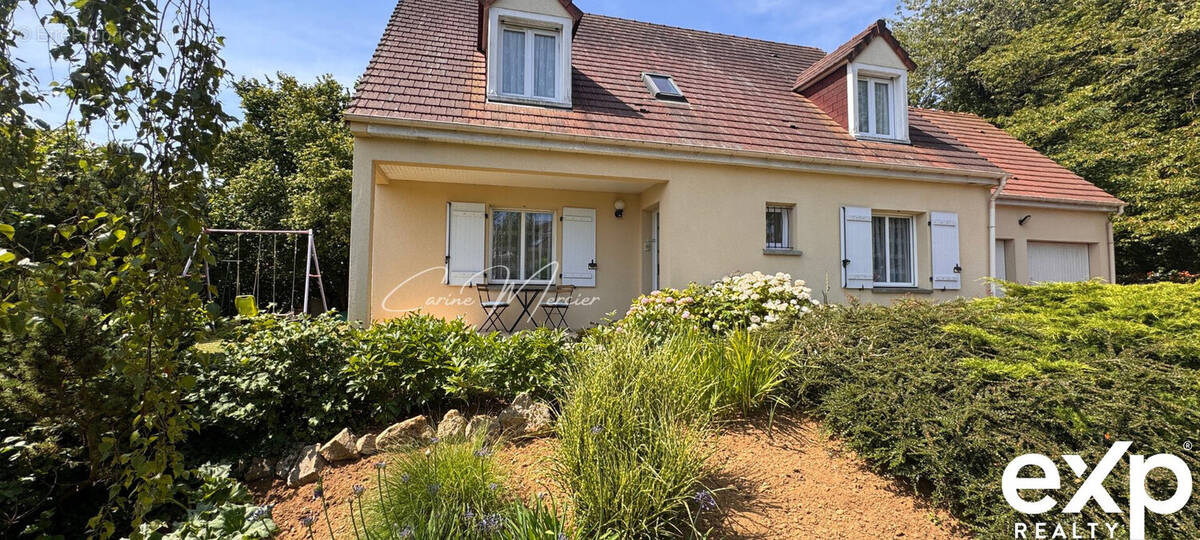 Maison à BEYNES