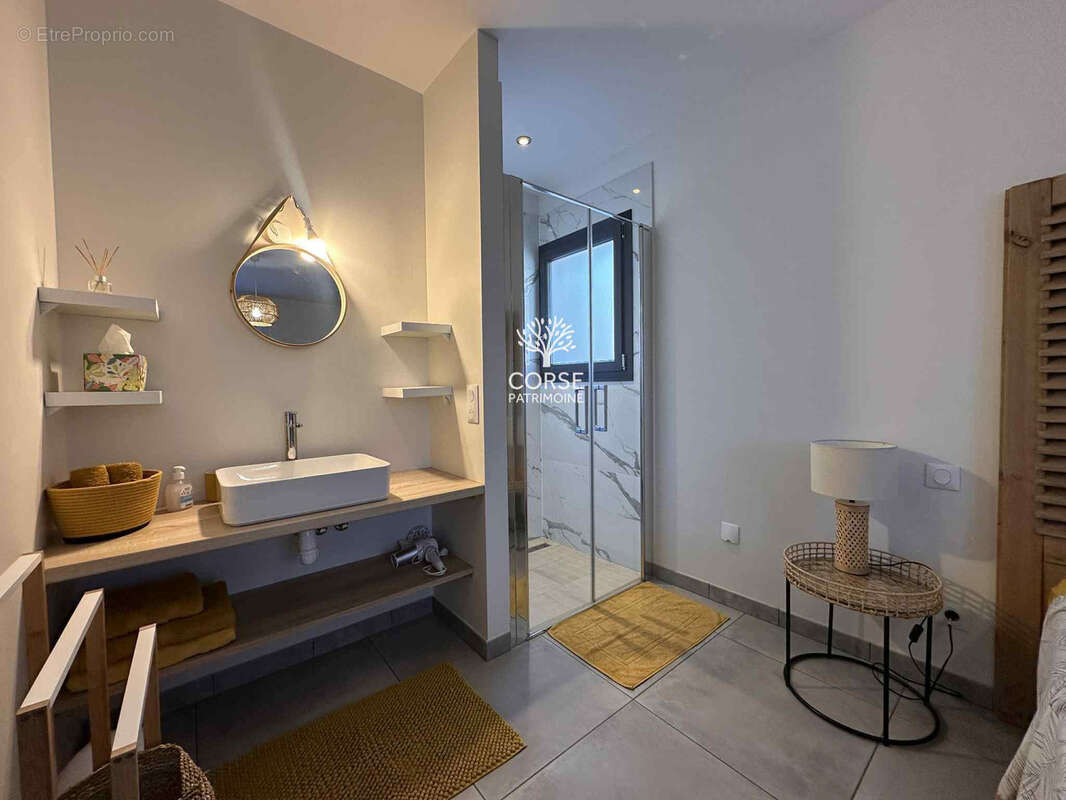 Maison à PORTO-VECCHIO