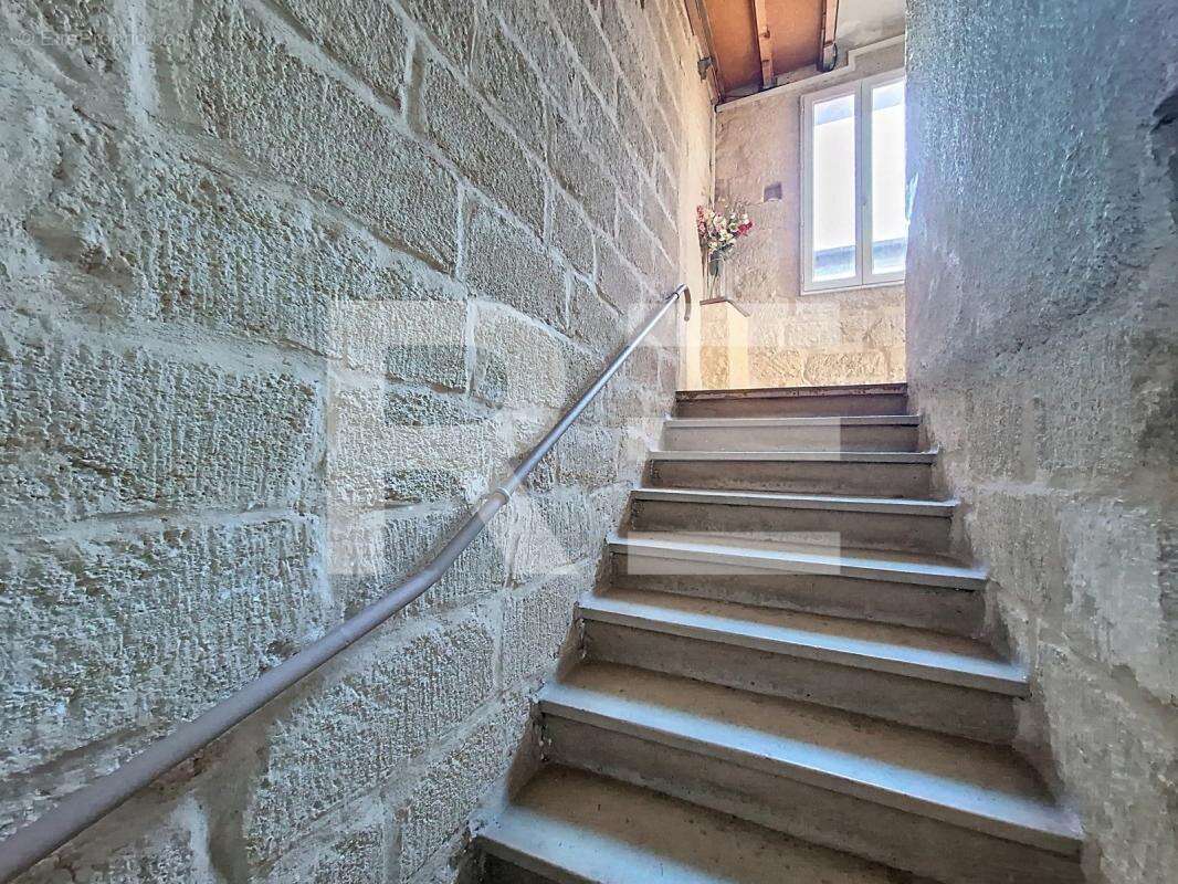 Appartement à LUNEL