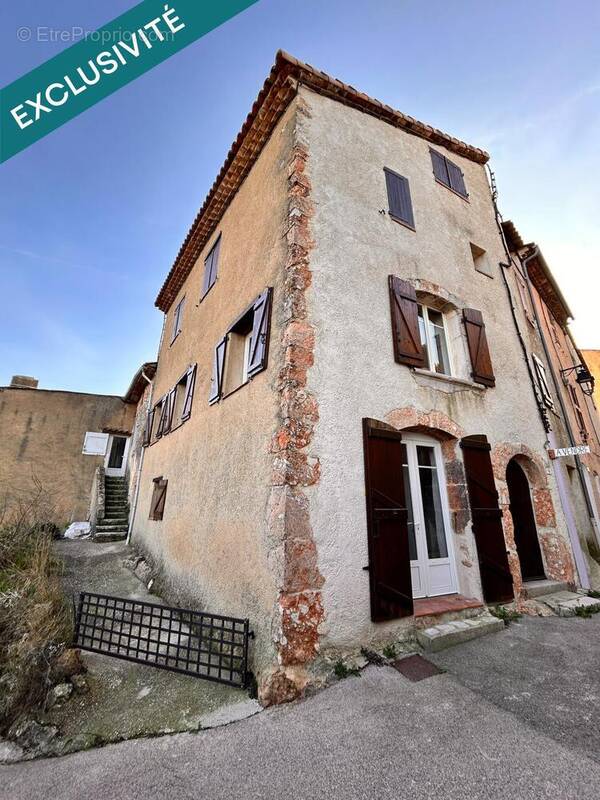 Photo 1 - Maison à REGUSSE