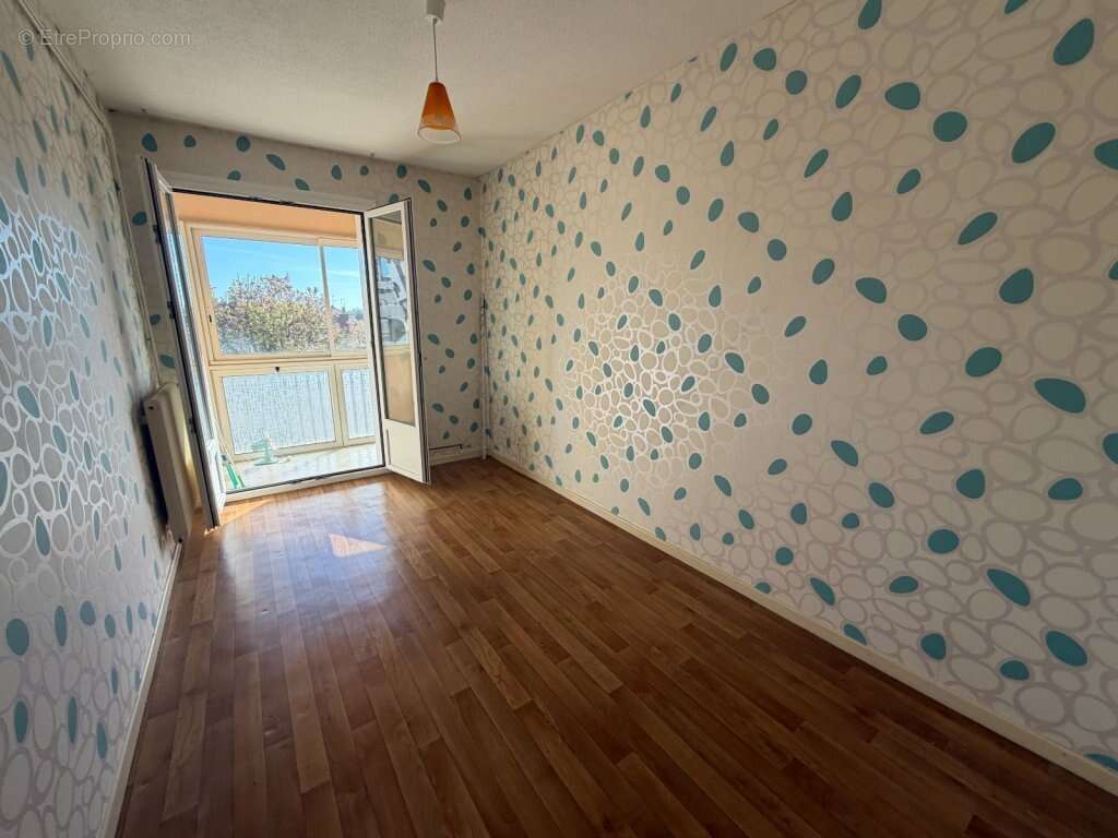 Appartement à TORCY