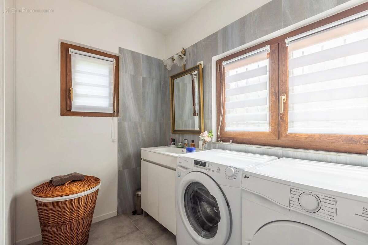 Escarene : bien rare sur le secteur ! propriété de charme avec maison individuelle 4 pièces, 3 chambres, bureau, 185m²  en total - photo 16