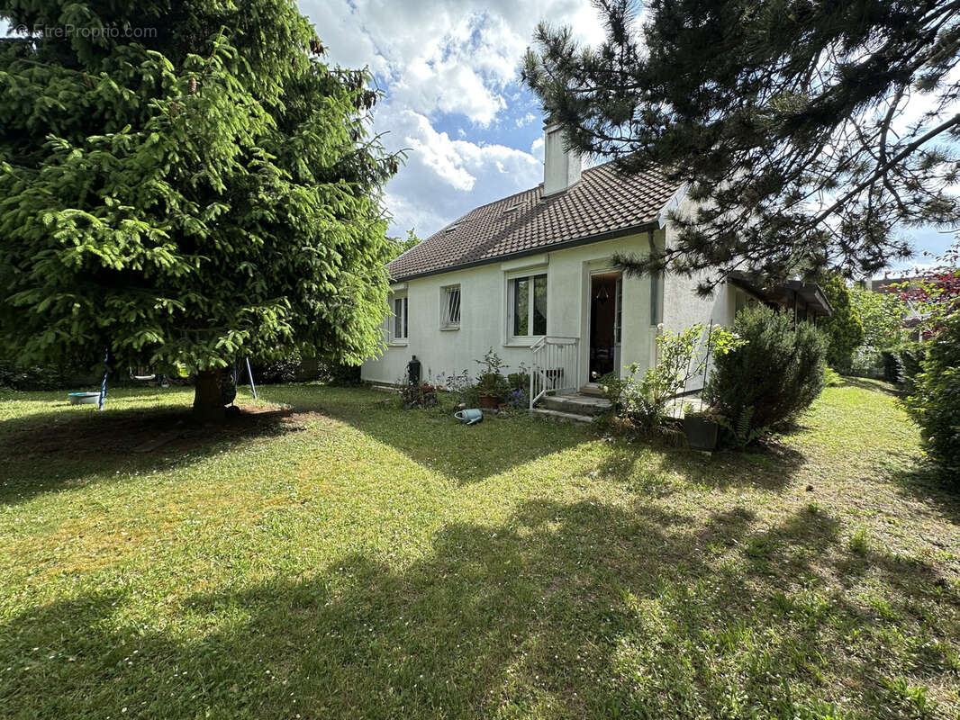 Maison à NOISY-LE-GRAND