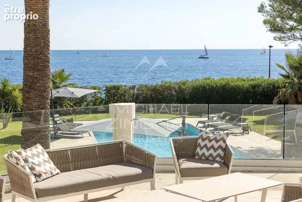 Cap d’Antibes – Villa d’exception avec vue panoramique mer et montagne - photo 25
