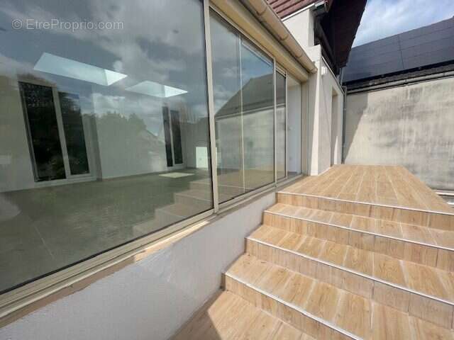 Maison à LE BLANC-MESNIL