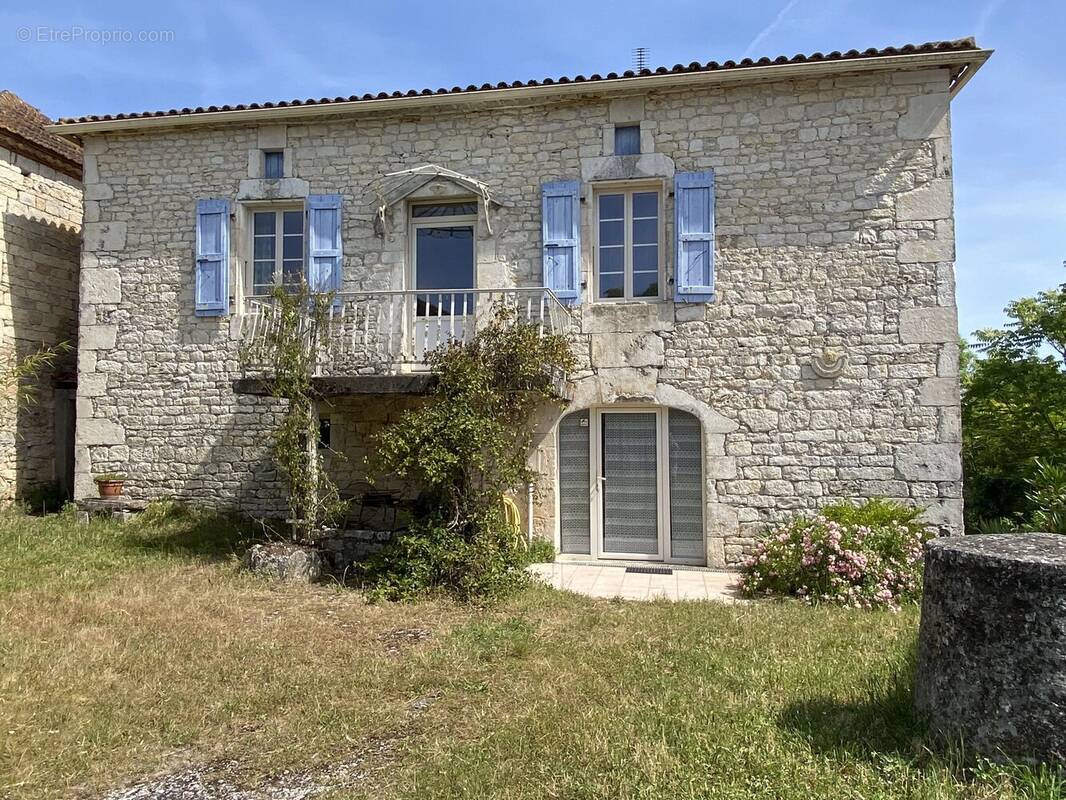 Maison à SAINT-MATRE