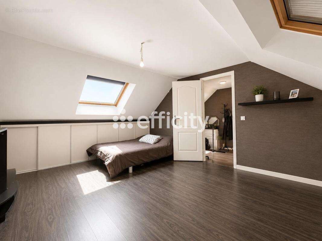 Maison 180 m² à Montgeron  - photo 21