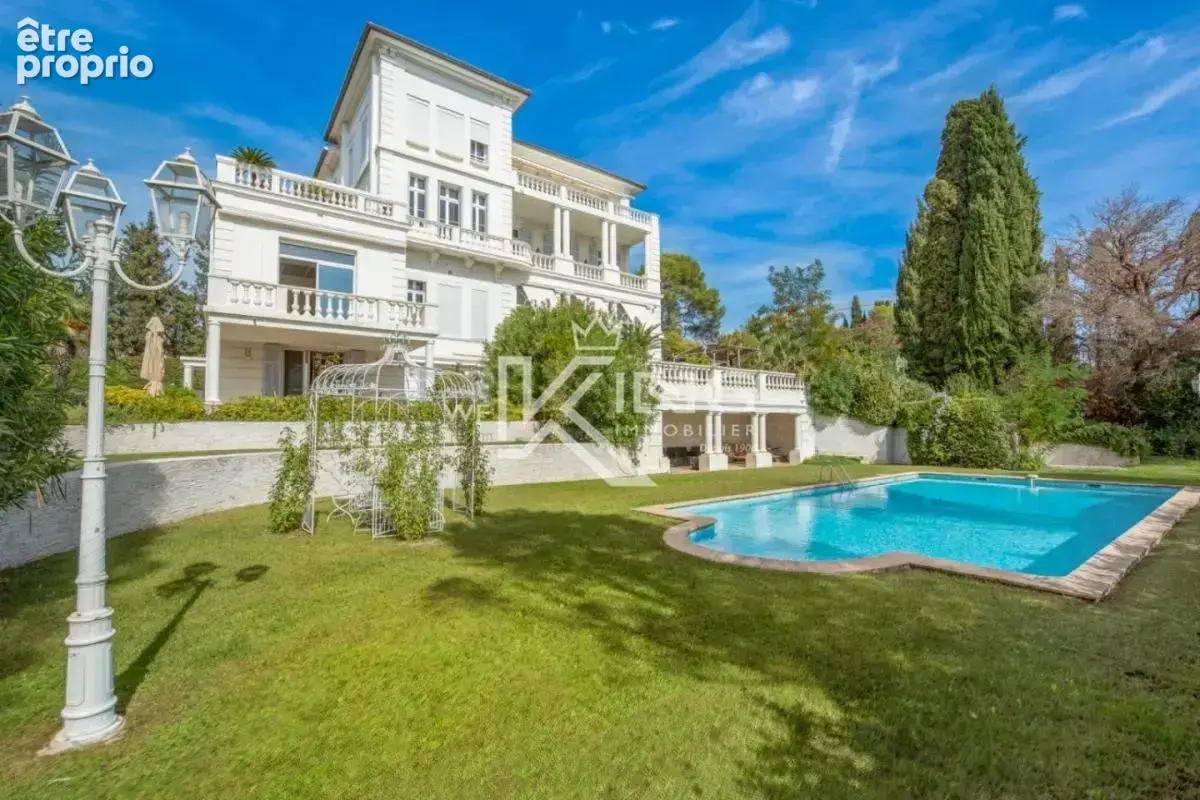 Photo Appartement à Saint-Raphael au prix de 1 050 000€