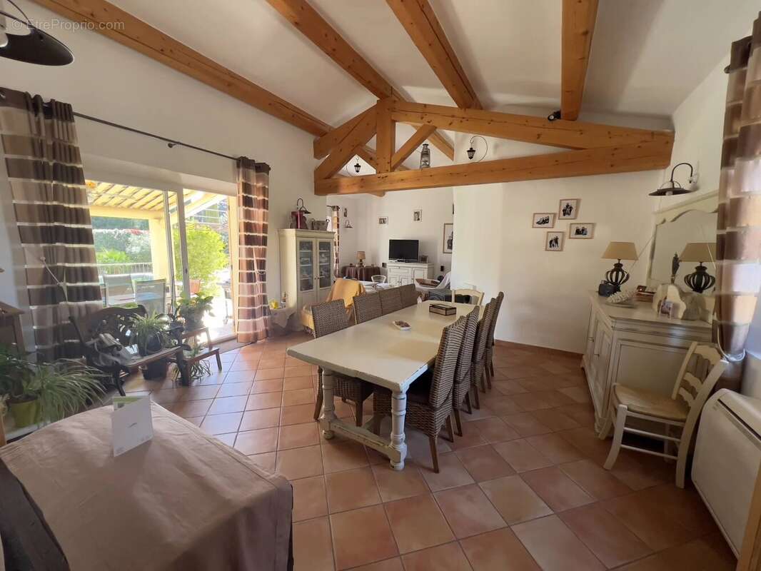 Maison à CHEVAL-BLANC