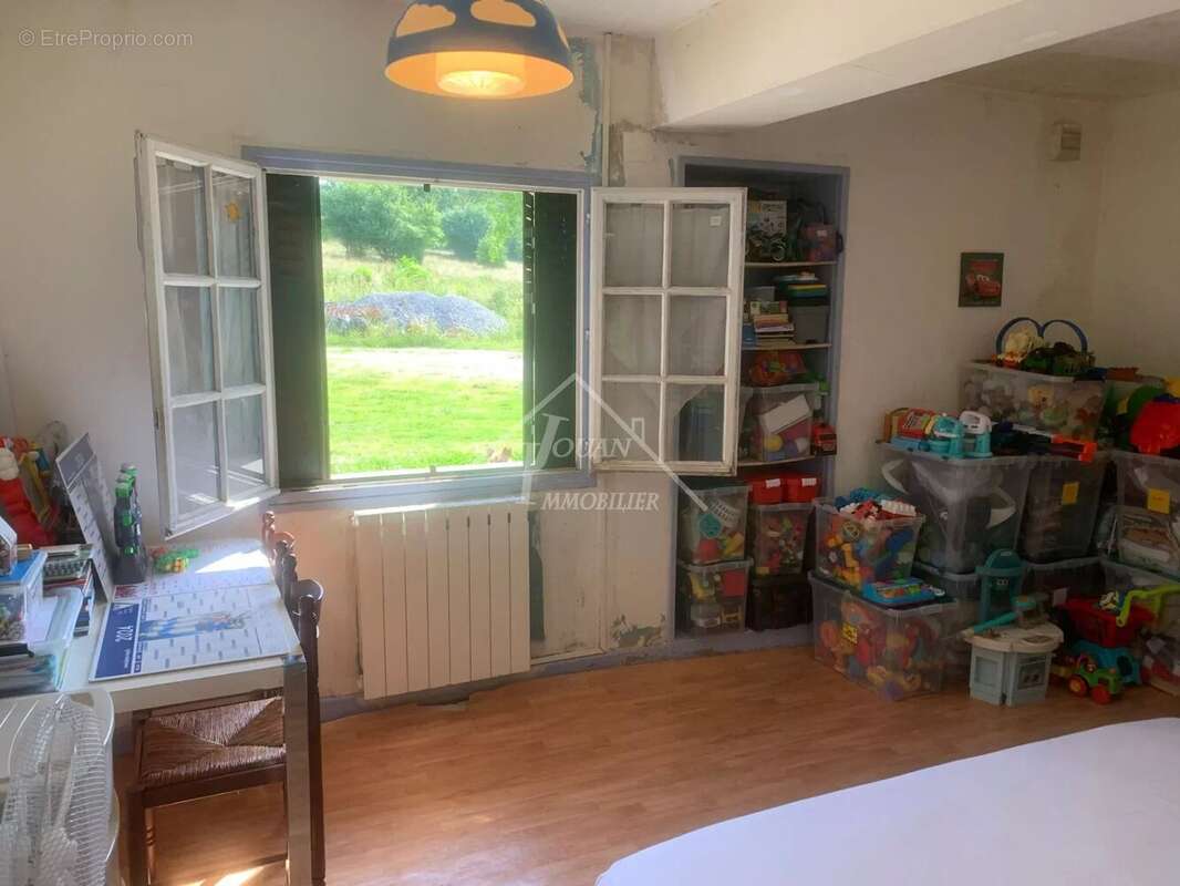 Maison de campagne sur 1 hectare - photo 19