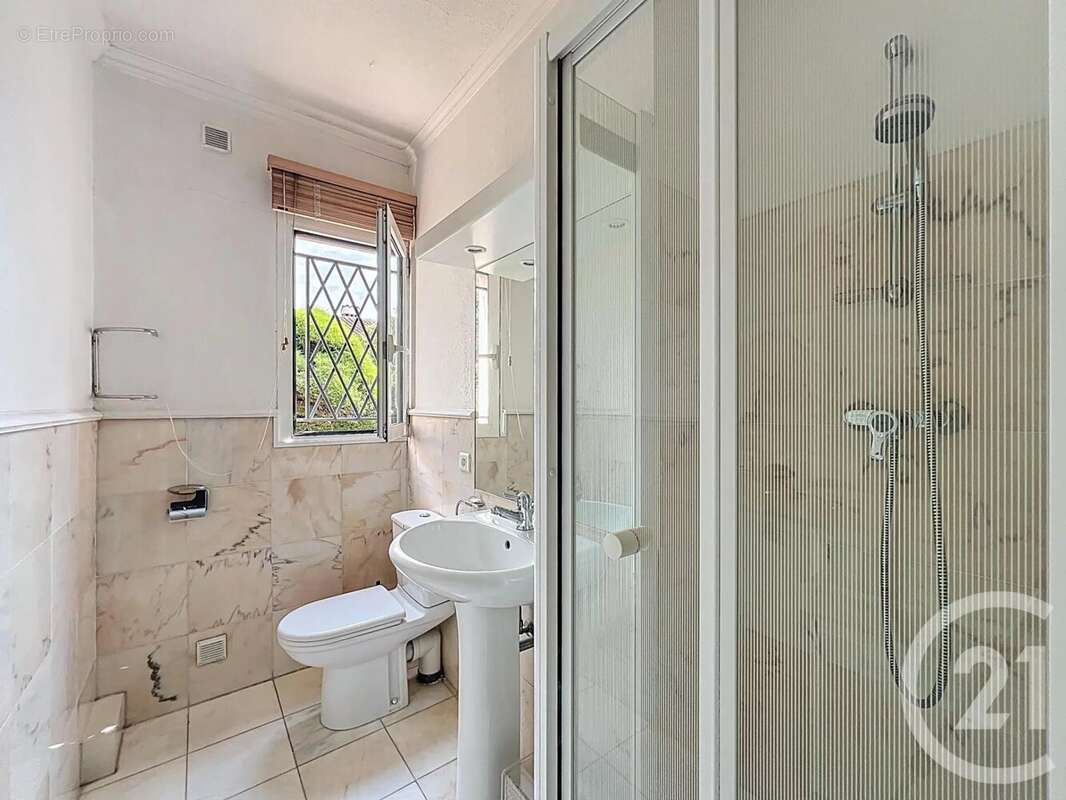 Maison à MOUGINS