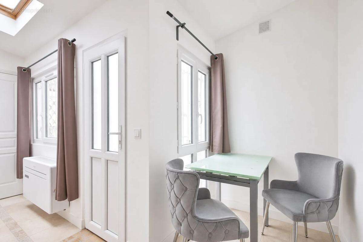 2P de 25 m² loué, au calme à Paris 7e - photo 7