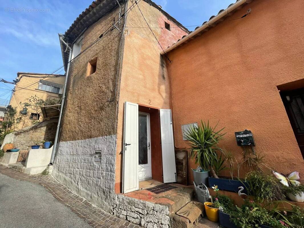 Maison à LE LUC
