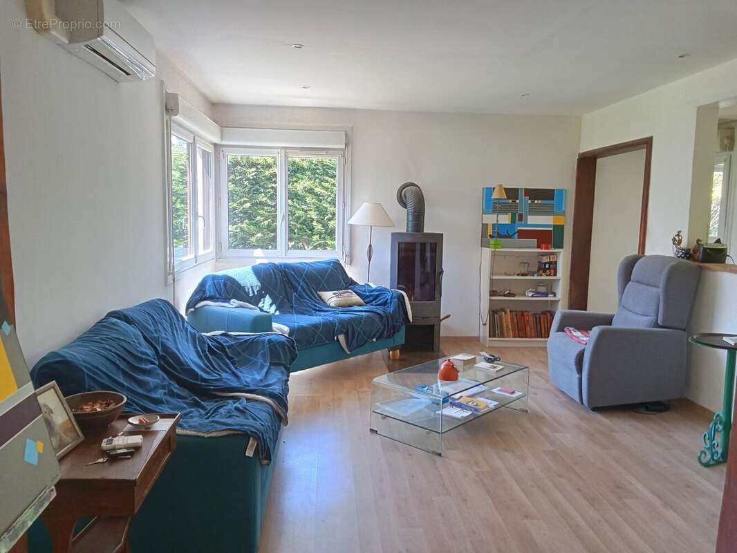 Maison à DURFORT-ET-SAINT-MARTIN-DE-SOSSENAC