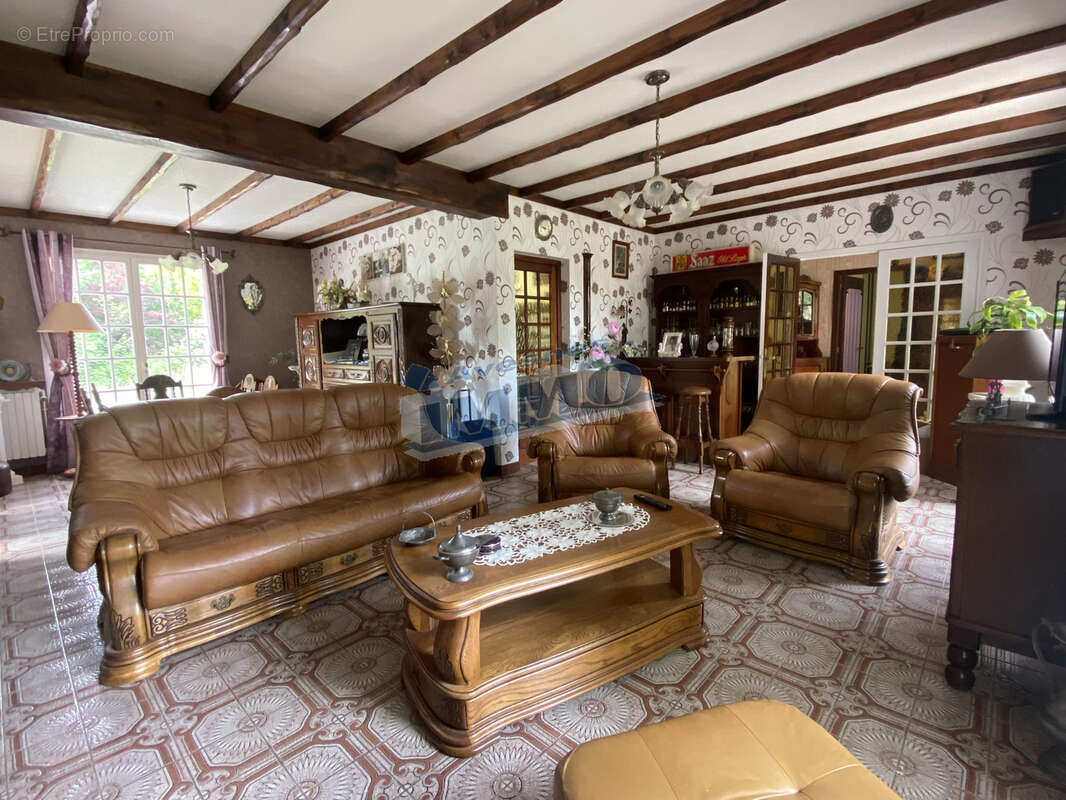 Appartement à AVESNES-LE-COMTE