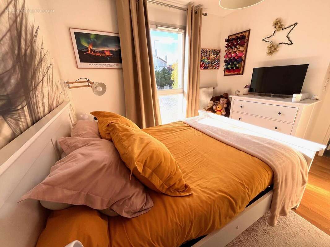 Photo 6 - Appartement à LA TOUR-DE-SALVAGNY