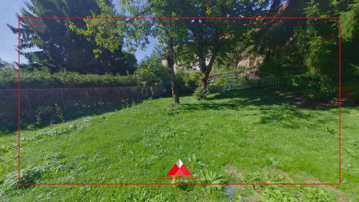 Duplex de 282m² avec son jardin privatif de 720m² - photo 7