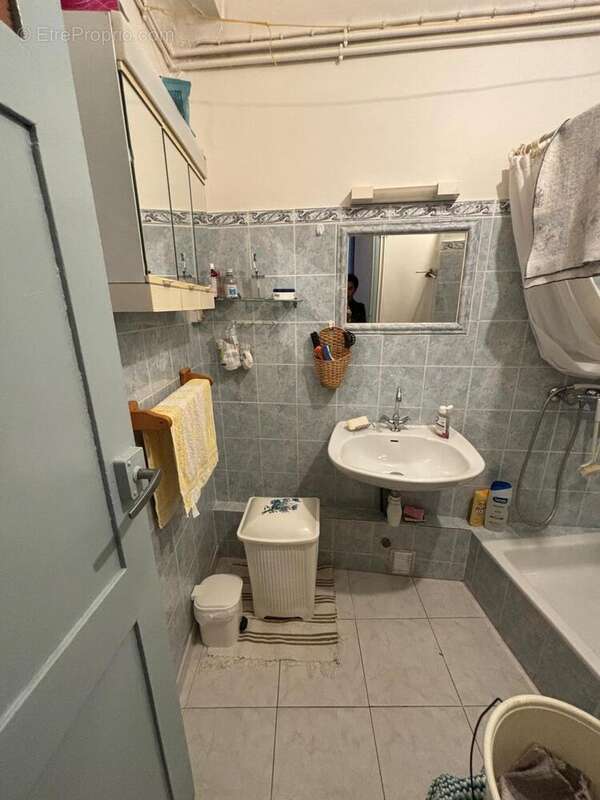 Photo 9 - Appartement à COTIGNAC