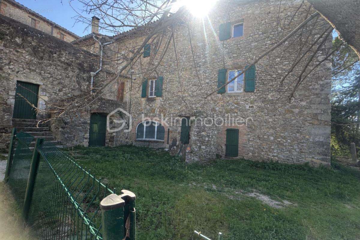 Appartement à SAINT-CHRISTOL-LES-ALES