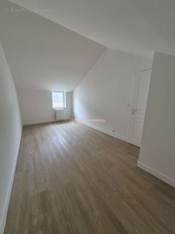 Appartement à NEUFCHATEL-EN-BRAY