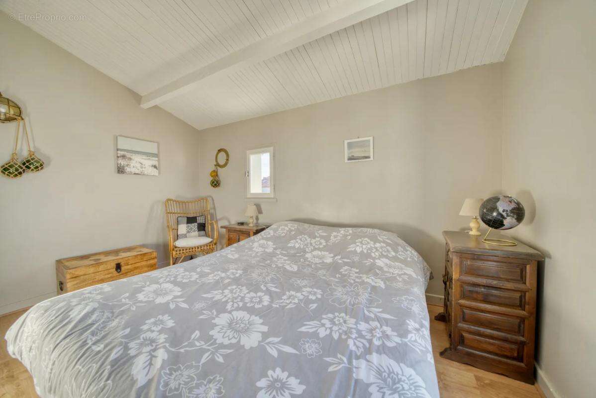 Appartement à SAINT-MARTIN-DE-RE