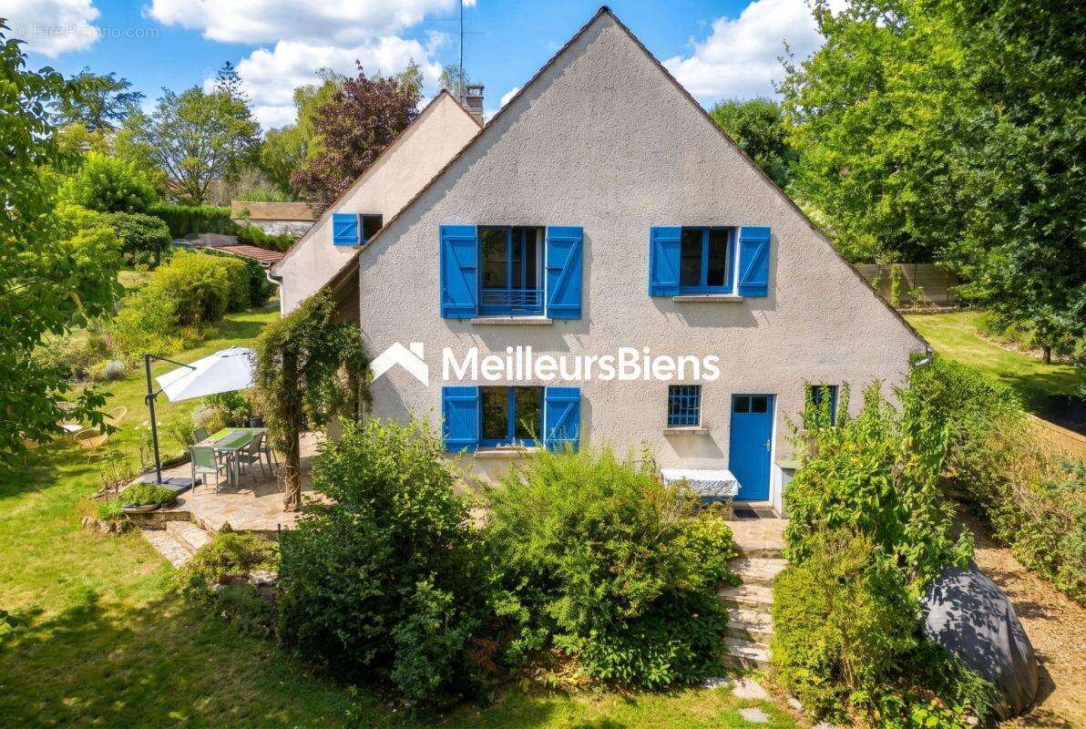 Maison d’architecte familiale – 7 pièces, 5 chambres – Terrain de 1 500 m² – Auffargis - photo 2