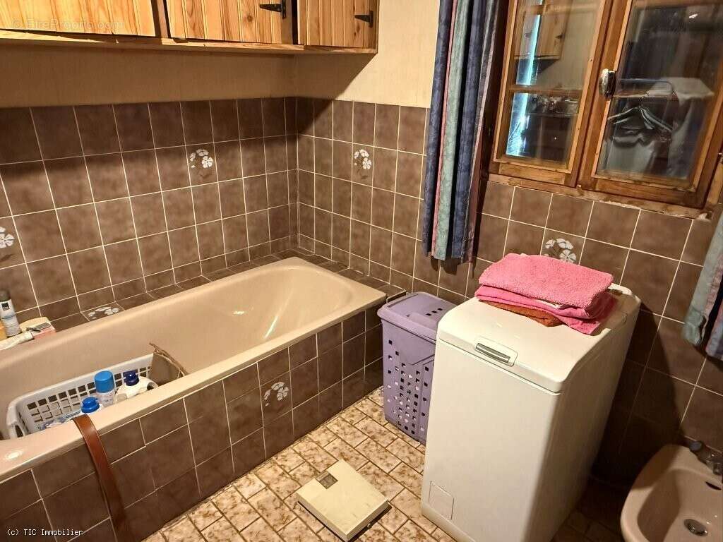 Maison de Campagne au Calme Avec 3 Chambres et Terrain - photo 10